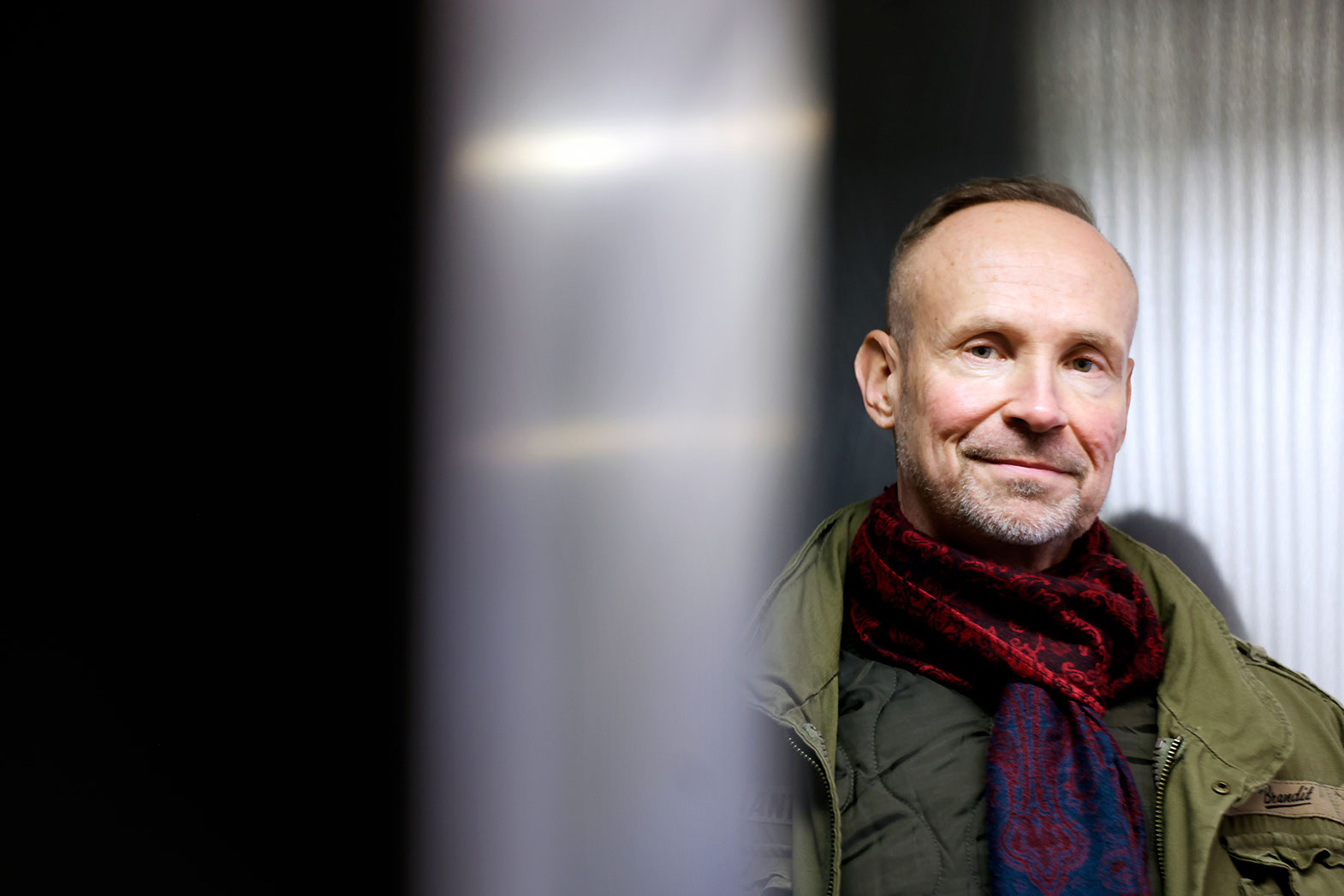 Lähikasvokuvassa haastateltava Jari Taponen.
